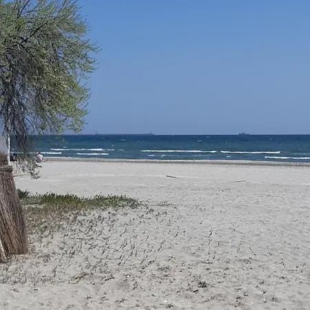 Onix Blue Mamaia Nord Apartman *