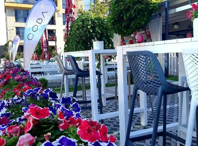 Onix Blue Mamaia Nord Apartment