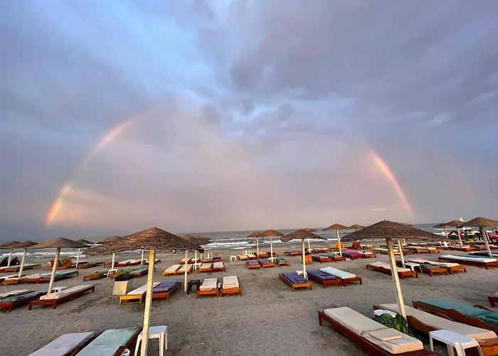 Onix Blue Mamaia Nord Apartment *